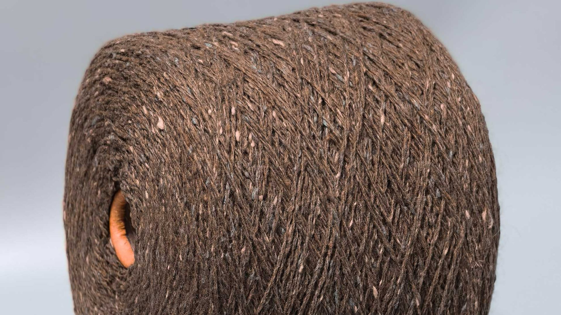 Efeso  Классный твид вкусно-шоколадного цвета