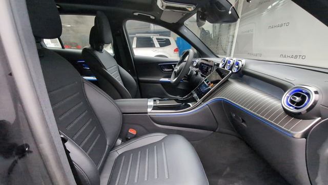 Mercedes-Benz GLC 300 4MATIC смотреть онлайн