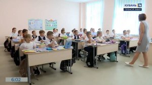 Опрос: в России в каждой девятой семье школьнику платят за успеваемость