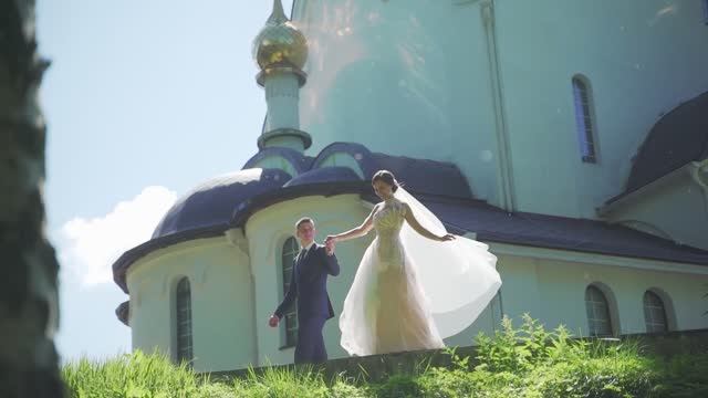 Венчание клип. Поют сами молодожены. смотреть онлайн