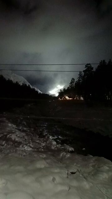 Ночной Эльбрус с поляны Чегет. смотреть онлайн