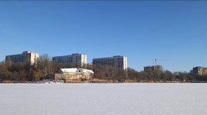 Прогулка по льду Второго городского пруда 26.01.2026. Донецк, ДНР.