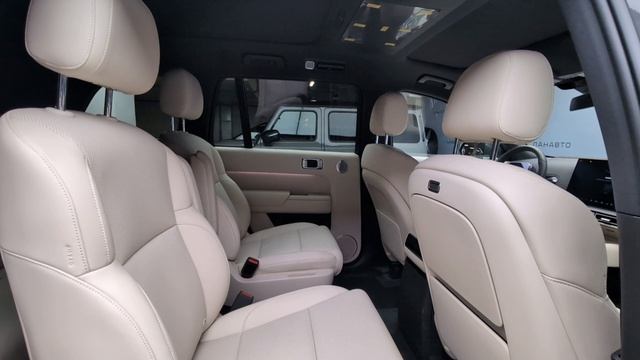 LIXIANG L9 Ultra смотреть онлайн