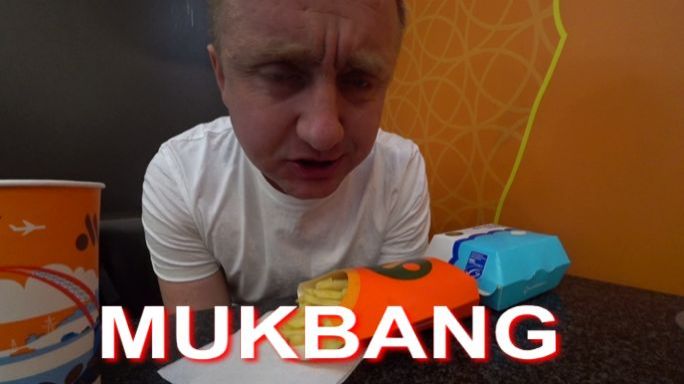 Мукбанг. Я не выдержал и разрыдался. Ещё один отказ по квартире. смотреть онлайн