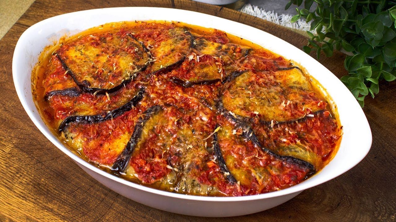 Бесподобно вкусно! Баклажаны по этому рецепту съедаются первыми! смотреть онлайн