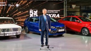 МИНПРОМТОРГ НЕ ЗНАЕТ, сколько в России заводов по утилизации (а деньги берёт!)