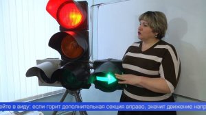 Сегодня повторяем правила проезда регулируемых перекрёстков