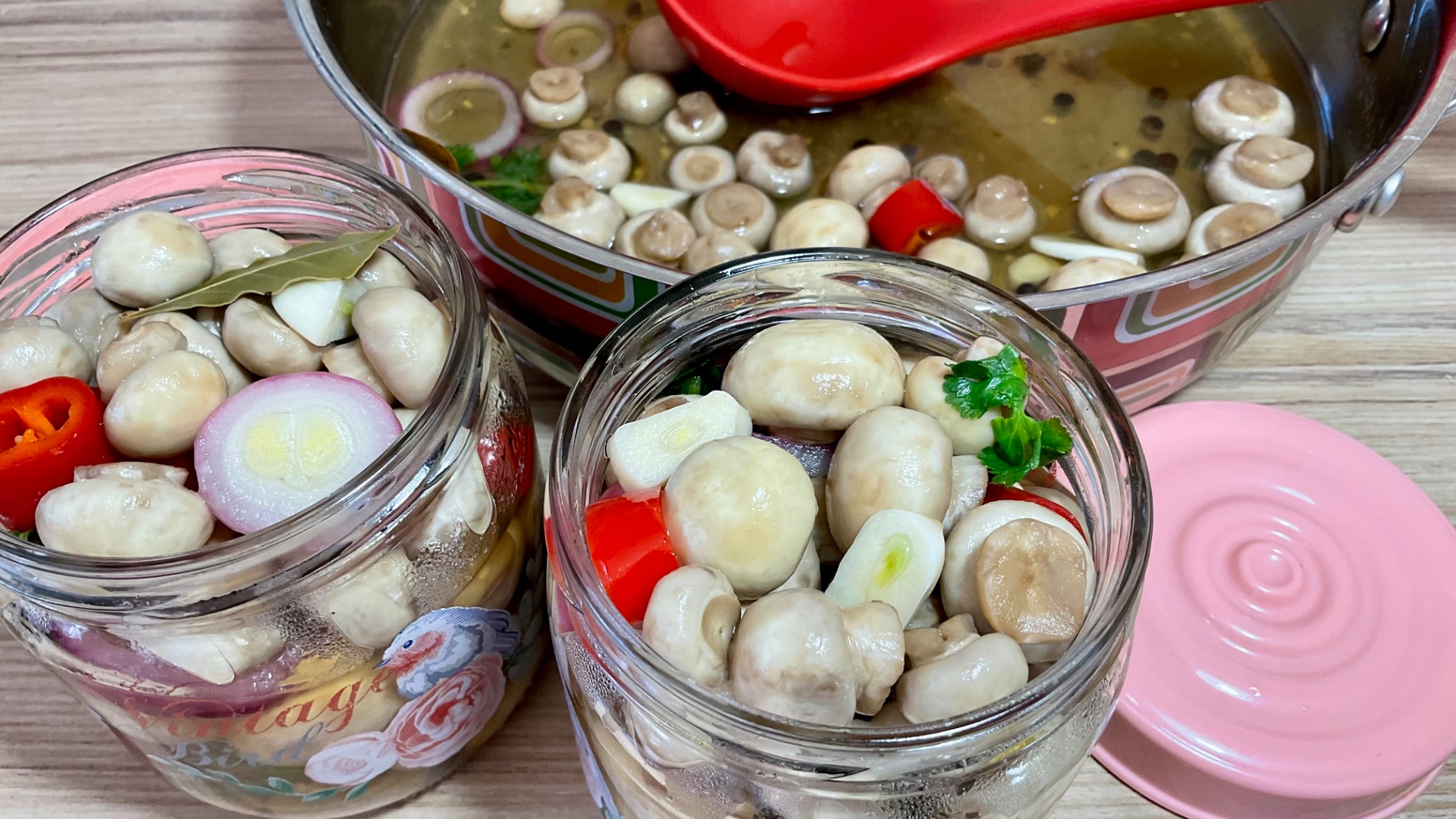 Маринованные шампиньоны пиканте смотреть онлайн