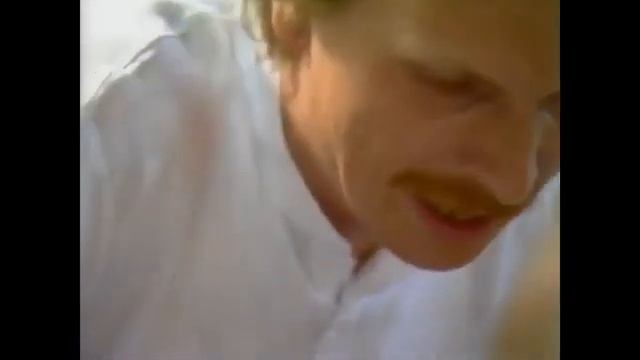 Шри Матаджи объясняет значение баджана.
Угад Сахатрар Мате
Без перевода и без субтитров. смотреть онлайн