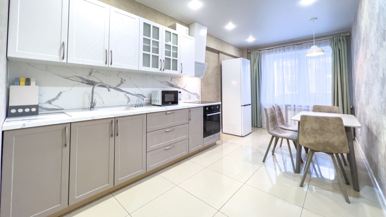 Видео-обзор 3-комнатной квартиры по адресу ул Байкальская 126/4 смотреть онлайн