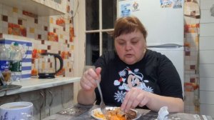 ужкн девчата пора есть