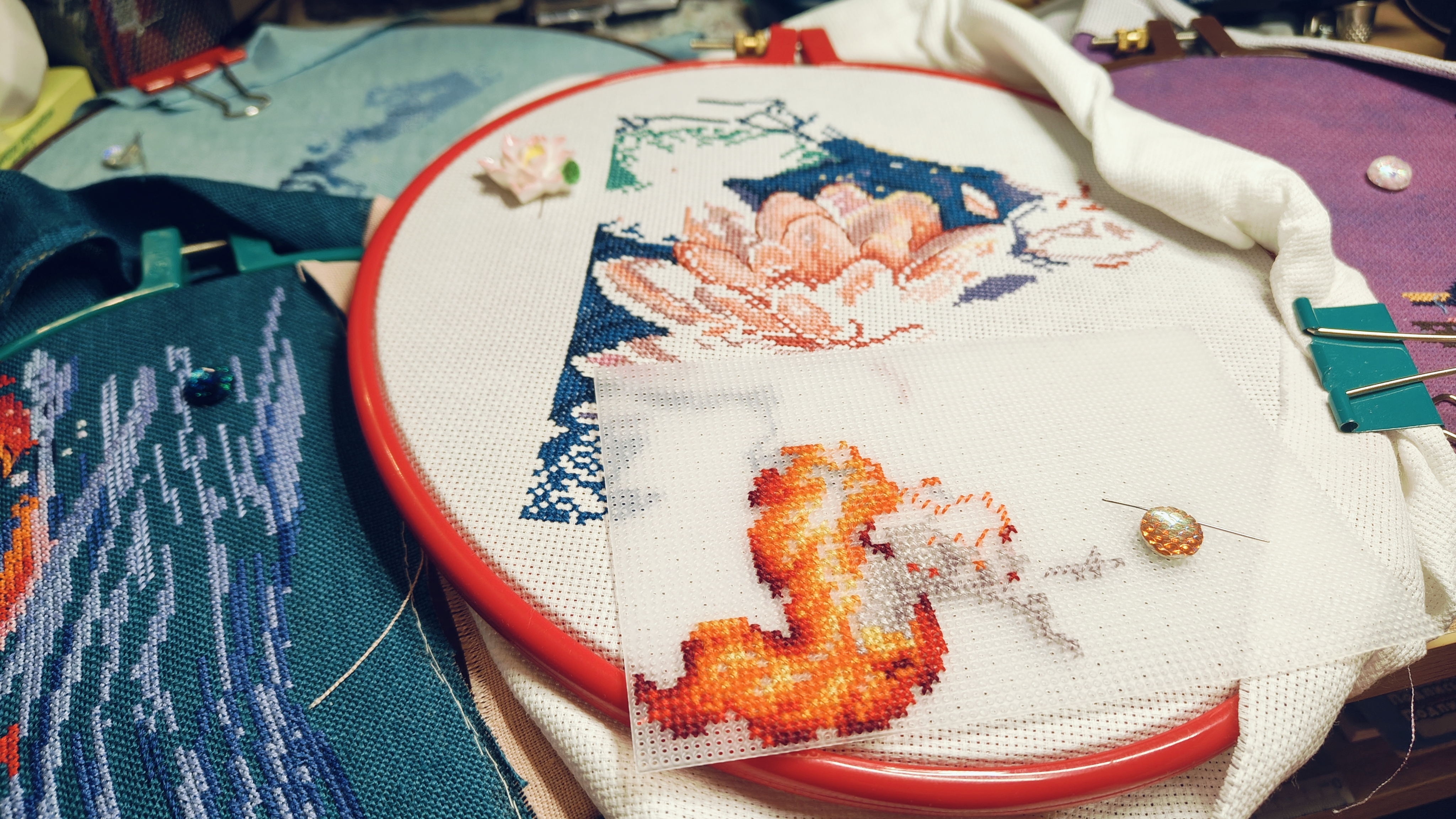 Вышивальный январь. Много всего по чуть-чуть. смотреть онлайн