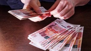 Мошенники обменяли москвичке 29 млн рублей на бумажки банка приколов