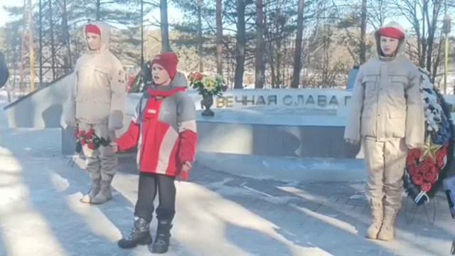 Стих к 23 февраля и к 9 мая! Евгений Евтушенко "Армия". смотреть онлайн