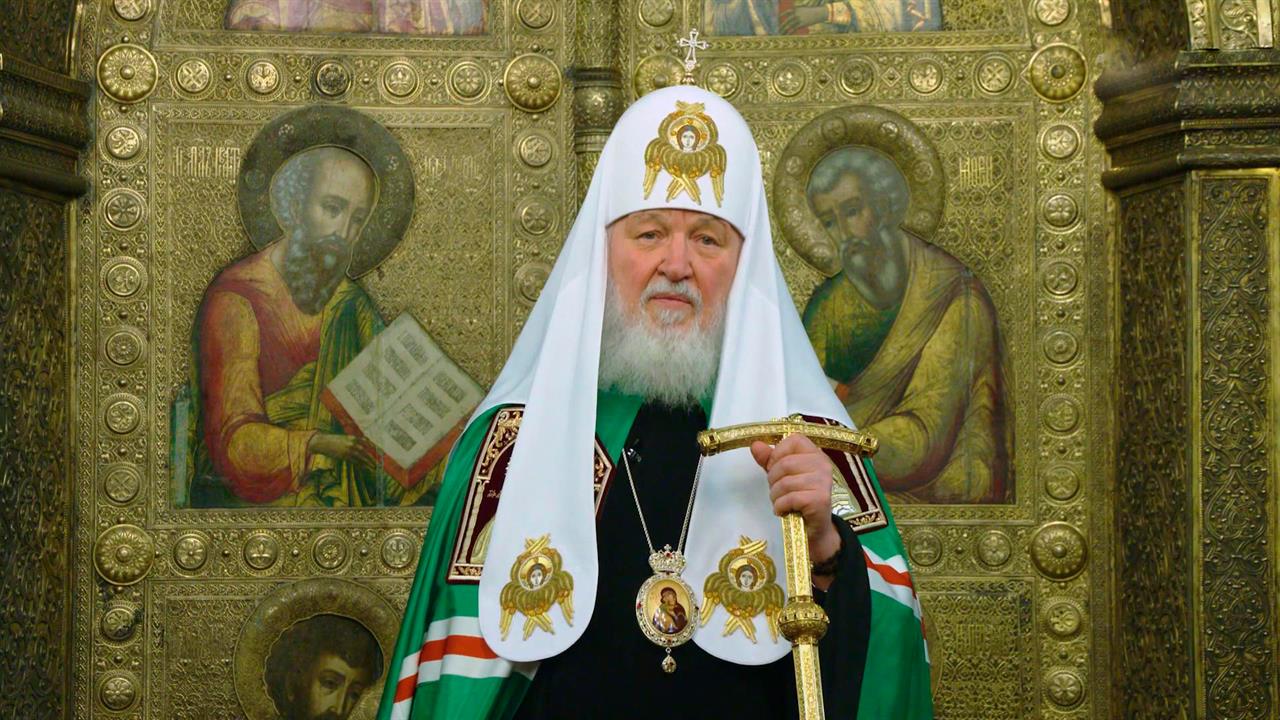 Патриарх Кирилл призвал верующих каждое воскресенье посещать храм. смотреть онлайн