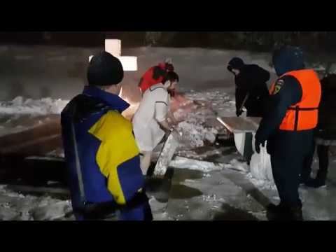 Крещенский сочельник/Купание в проруби/Живём в деревне