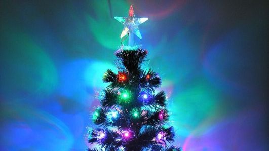 ПОД НОВЫЙ ГОД ДЕД МОРОЗ ПОДАРОЧЕК ПРИНЕС! 🎁 смотреть онлайн