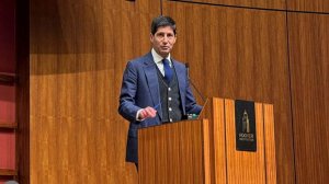 Трамп выдвинул Уорша на пост нового главы ФРС. Что нужно знать о кандидате