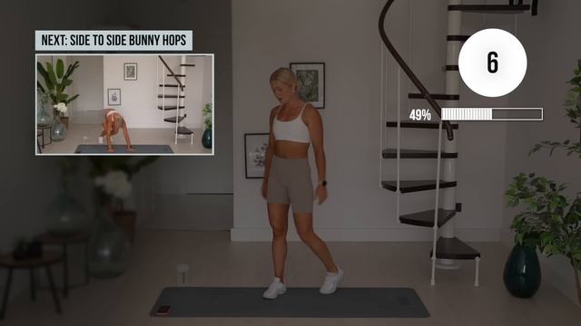 День #1. 40 минут домашняя тренировка HiiT + пресс от #growingannanas смотреть онлайн