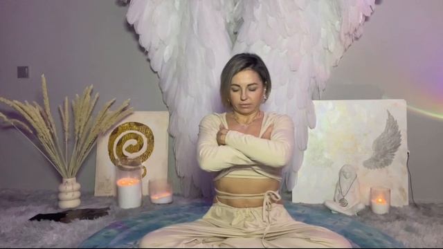 Практика«Эмоциональный баланс» из серии Кундалини-йоги смотреть онлайн