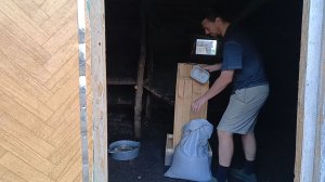 Автоматическая кормушка для кур. Обзор моего сада и огорода в середине Августа до моего путешествия.