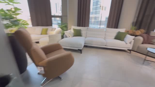 Влог. Гуляем по мебельным магазинам. Ищем комод и люстру. Январь 2026 смотреть онлайн