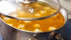 КАКОЙ ОБЕД БЕЗ ГОРЯЧЕГО. ВКУСНЕЙШИЙ РИСОВЫЙ СУПЧИК ЛЁГКИЙ.