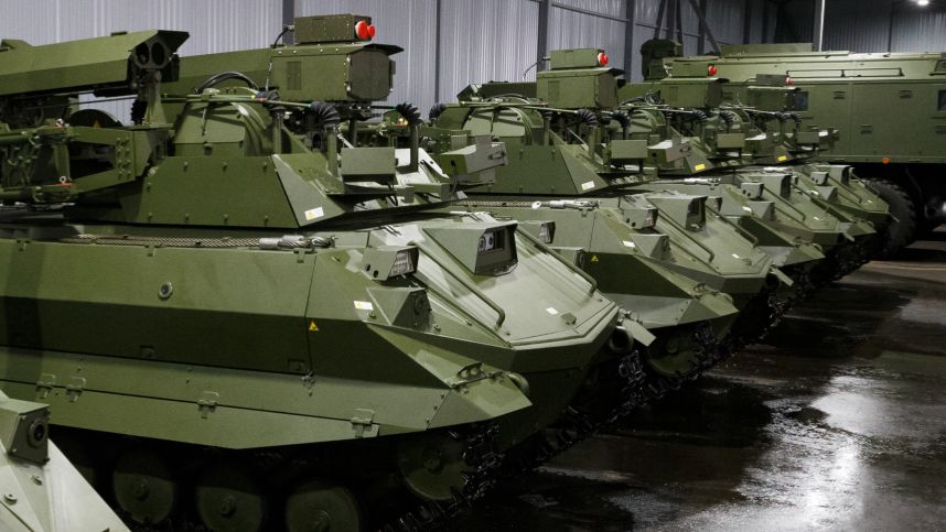 Путин: в 2025 году российская продукция военного назначения была поставлена в 30 стран смотреть онлайн