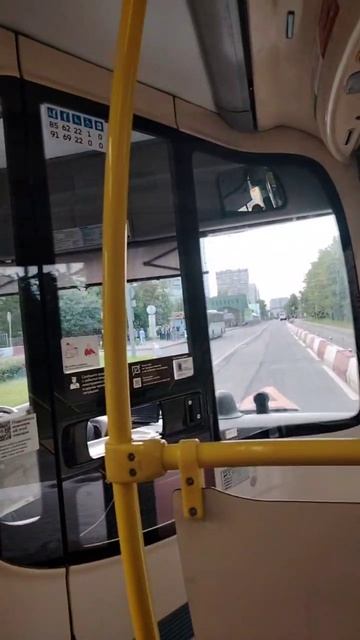 сломанный информатор в московском автобусе (17.08.2025) смотреть онлайн
