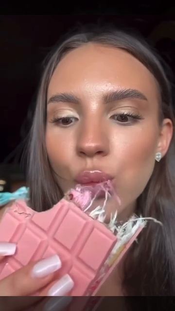 🔥🍲 Мукбанг и Mukbang : ДЕСЕРТ ИЗ СКАЗКИ! 👼 Тающее во рту шоколадное облако смотреть онлайн