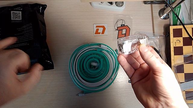 обзор на дистр. питания phoenix 05 v. 2 и установочный набор для установки 4к усилителя от dl audio.