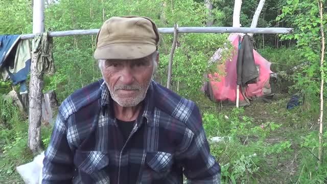 На моторной лодке, с дядей Толей, рыбалка на реке, озере, 2 смотреть онлайн