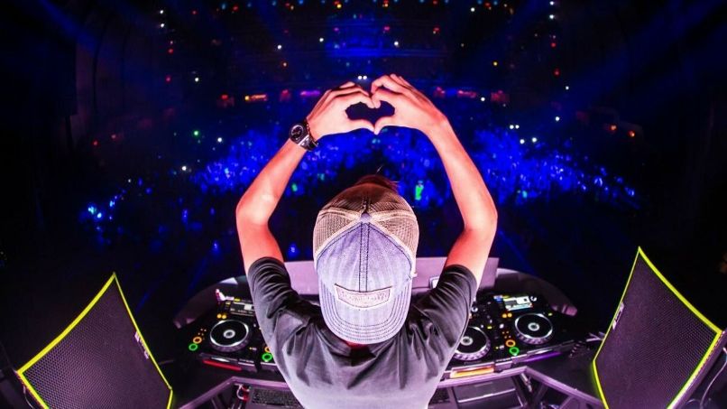 Музыка💿 смотреть онлайн