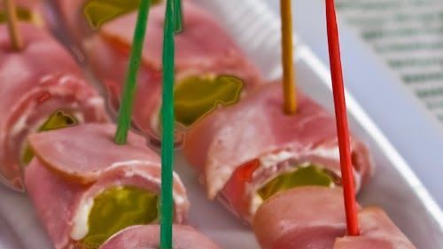 Канапе и рулетики на шпажках смотреть онлайн