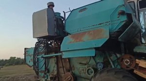 КОМБАЙН НИВА. ЗАМЕНА КОРОМЫСЛА (ЖАТКА)