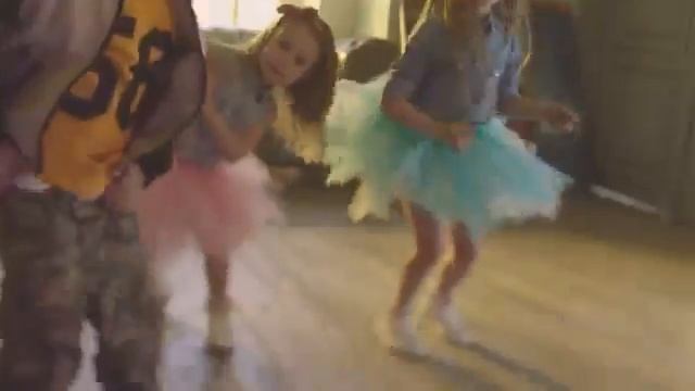 Агуша - Хип-хоп (Россия) (2015) смотреть онлайн