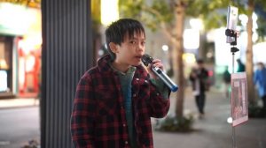 路上とは思えなYuto Kawai, Япония (川合結人)い綺麗すぎるアカペラ！「リメンバー ・ ミ－」cover 川合結人  新宿歌舞伎町路上ライブ