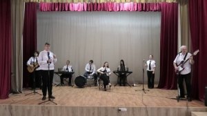 "Только ты живи!", исполняет ансамбль авторской песни "Подвижной состав"