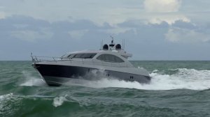 Катера, лодки, яхты. Подборка видео с неудачами при выходе в открытый океан.