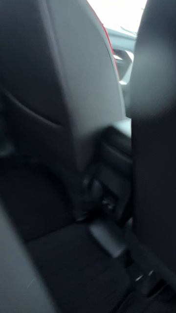 Toyota Raize Внедорожник 5 дв. G 1.0 CVT смотреть онлайн