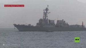 مشاهد لوصول مدمرة أمريكية إلى ميناء إسرائيلي