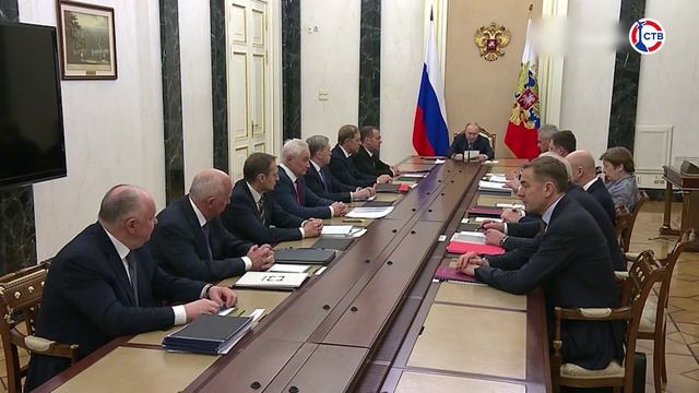 Владимир Путин провел заседание комиссии по вопросам военно-технического сотрудничества смотреть онлайн