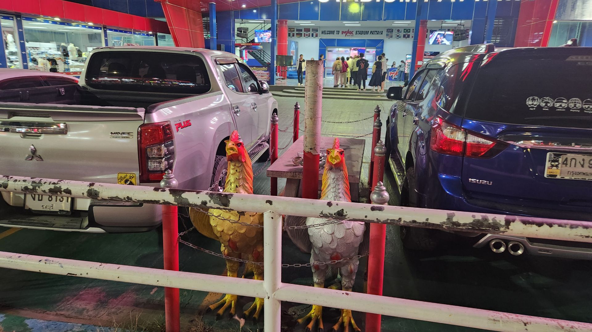 Открываем новые места на Сукумвит в Паттайя 🚗 🌴 смотреть онлайн