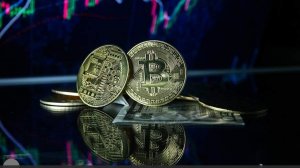 Экономисты объяснили причины резкого падения биткоина