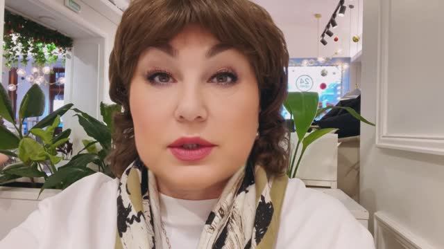 Пью кофе в Шоколаднице. Питер, пока 👋 смотреть онлайн