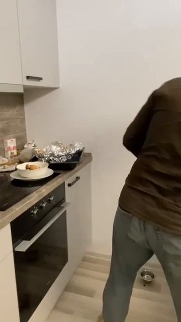 Мардуми Точик дар Шахри Екатеринбург смотреть онлайн