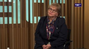 ▶ Ударение в слове "звонит" может поменяться в будущем, заявила в интервью ТАСС ректор МГЛУ Ирина...