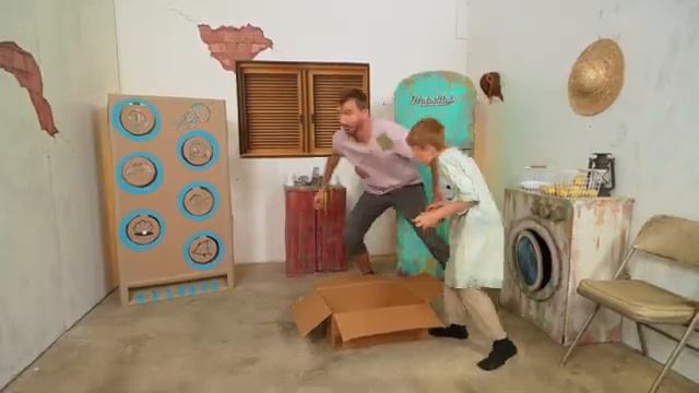 Nastya and Rich vs Poor school смотреть онлайн