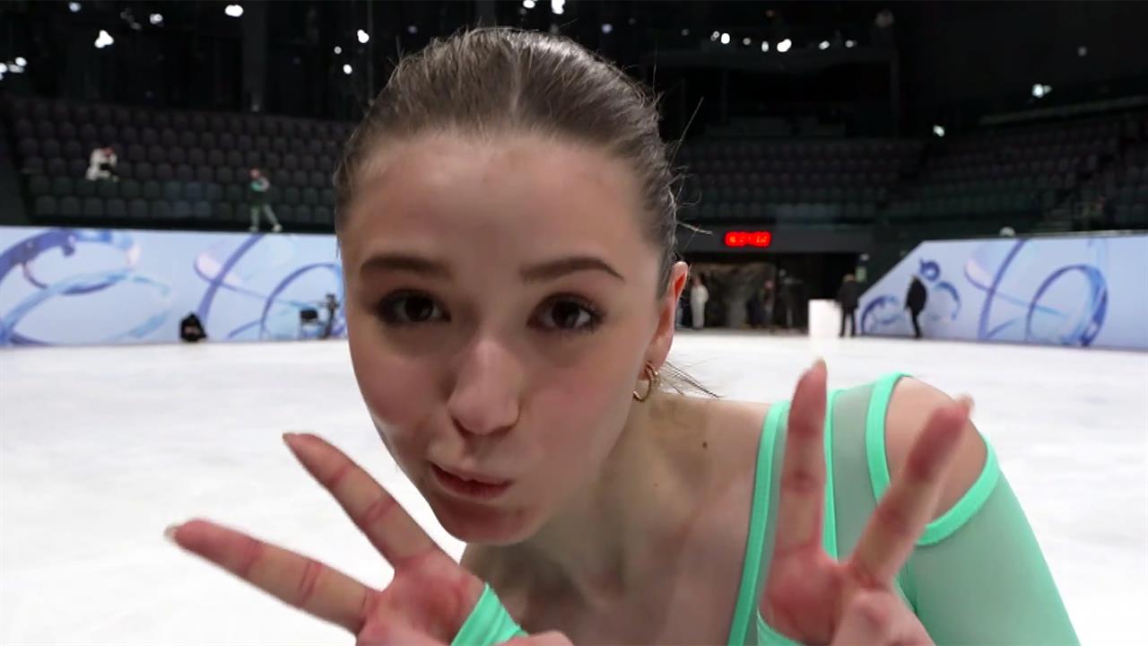 Чемпионат России по прыжкам: на лед возвращаются Камила Валиева и Александра Трусова. смотреть онлайн