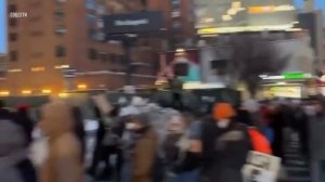 Сотни тысяч человек в США протестуют против иммиграционной политики